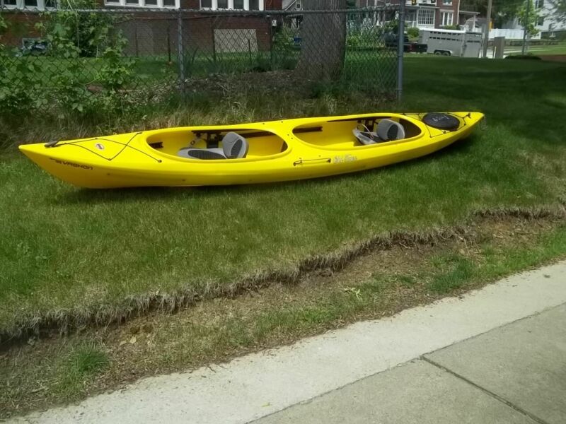 15.5 Ft Old Town Vashon Tandem Kayak W Paddles for sale from United States