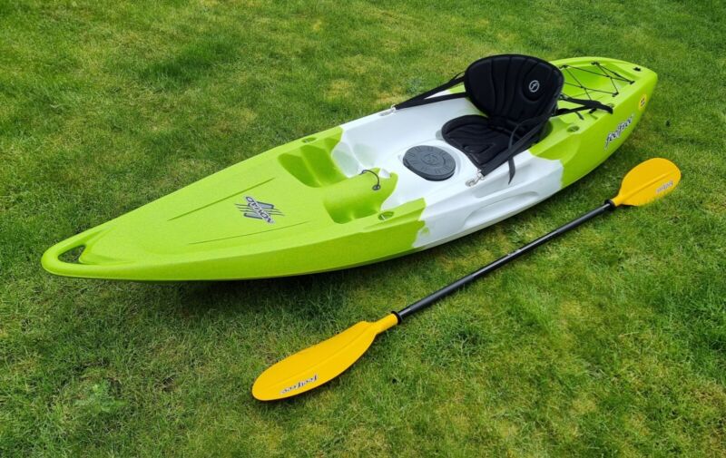 Feelfree Kayak Nomad Sit On Canoe With Seat & Paddle Collect In Person ...