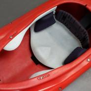 White Water Made in United Kingdom Pyranha Mountain 300 Kayak Play Boat
